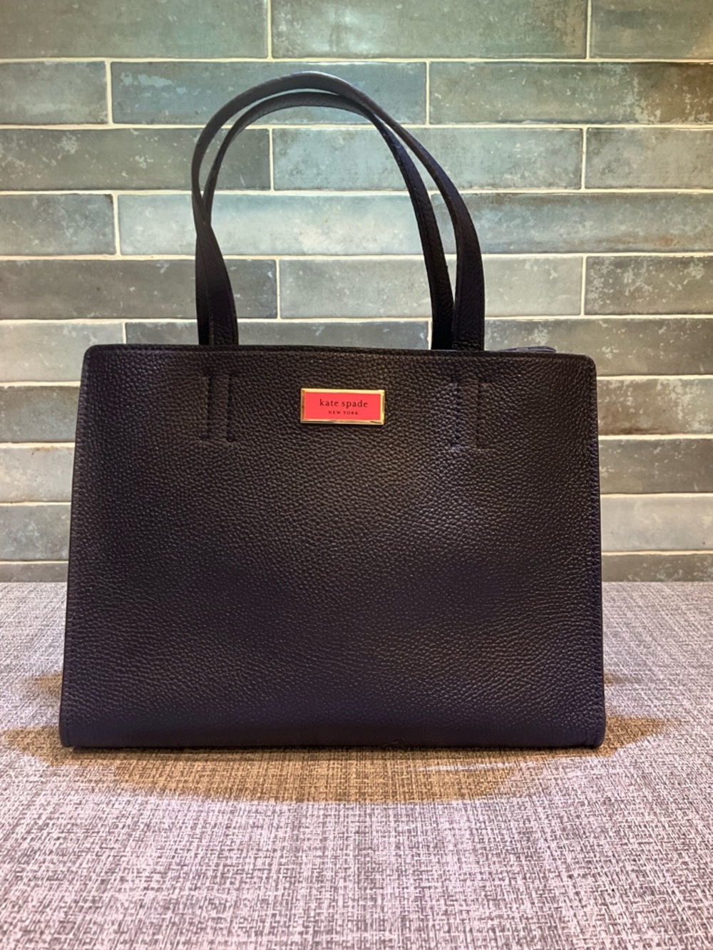 Kate Spade Navy Pebbled Leather Medium Toe With Gold Logo Plaque